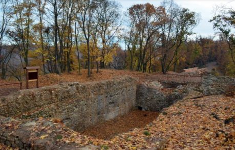 Nový hrad u Kunratic