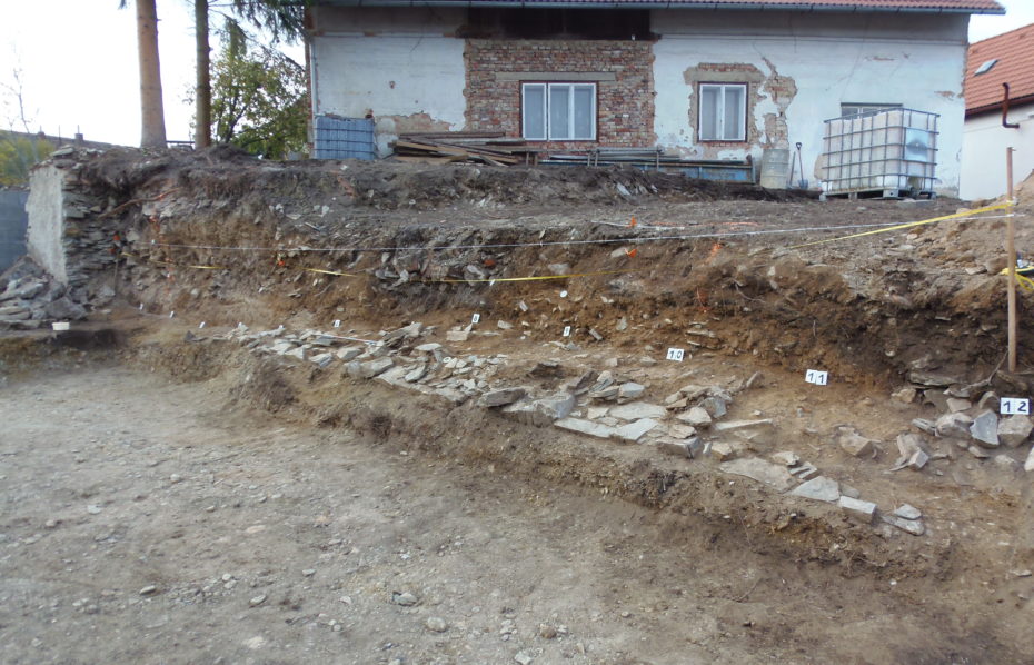 Klášter nad Dědinou